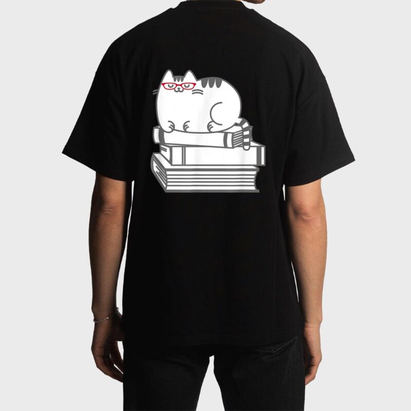 Cute Book Nerd Cat  - Funny Nerdy Kitten Men T-Shirt